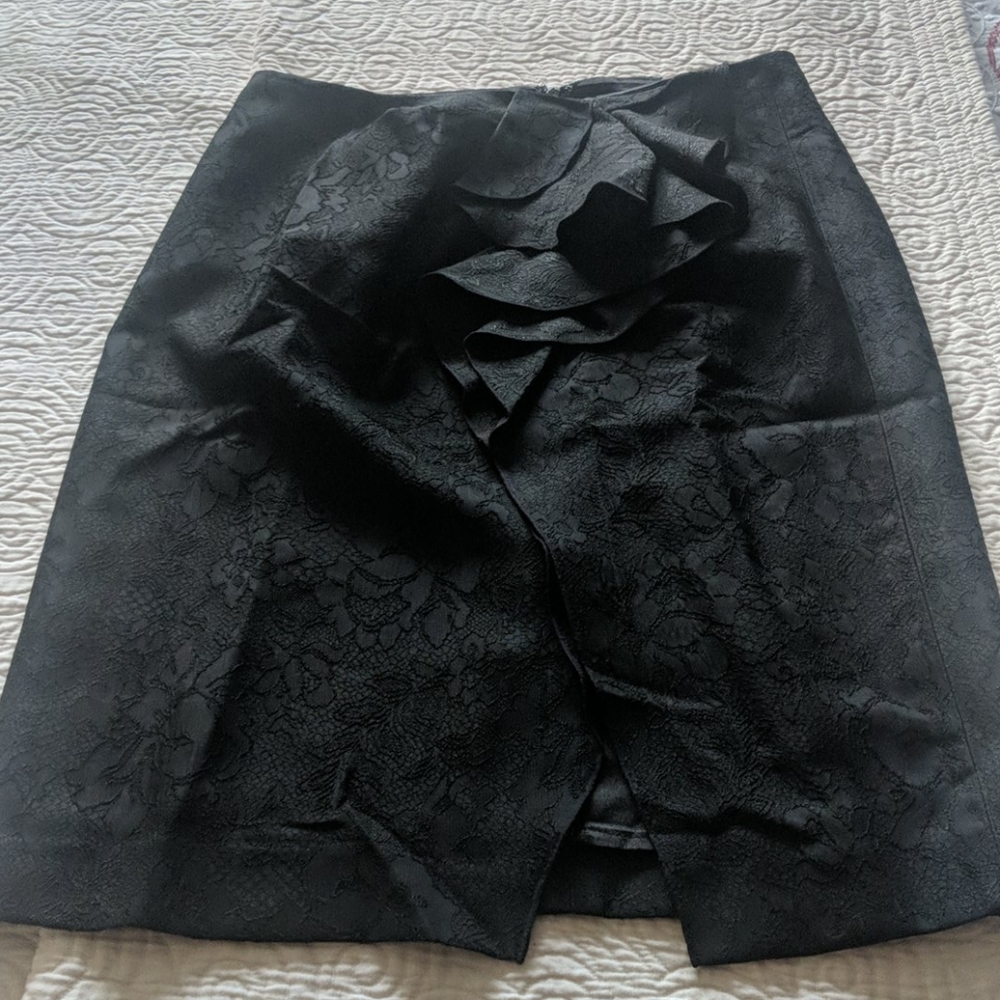 Elie Tahari texture skirt